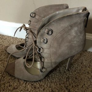 BCBG heel boots